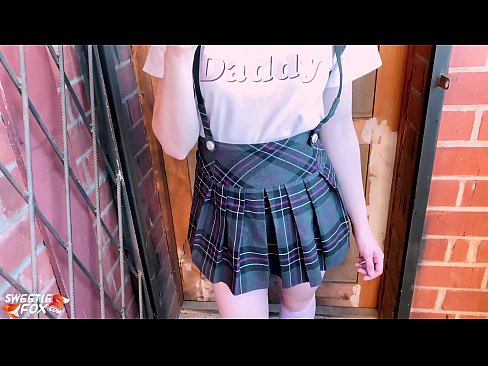 ❤️ Schoolgirl Sikini derinden Sucks ve sınıflar yerine sikikleri. ☑ Rus pornosu tr.teencumpot.ru ﹏